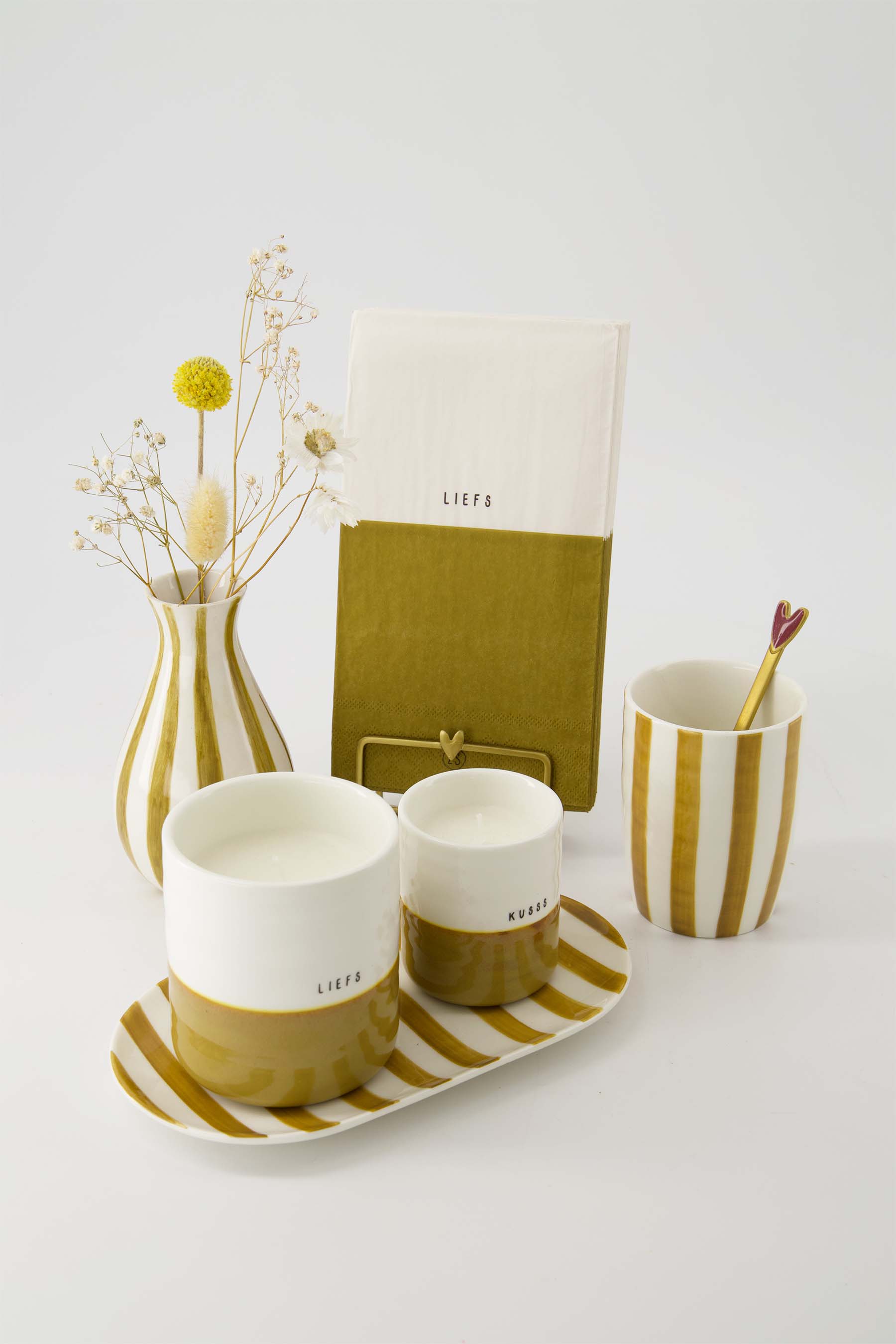 ZUSSS Koffiemok amber/oker strepen - Oosterlinck