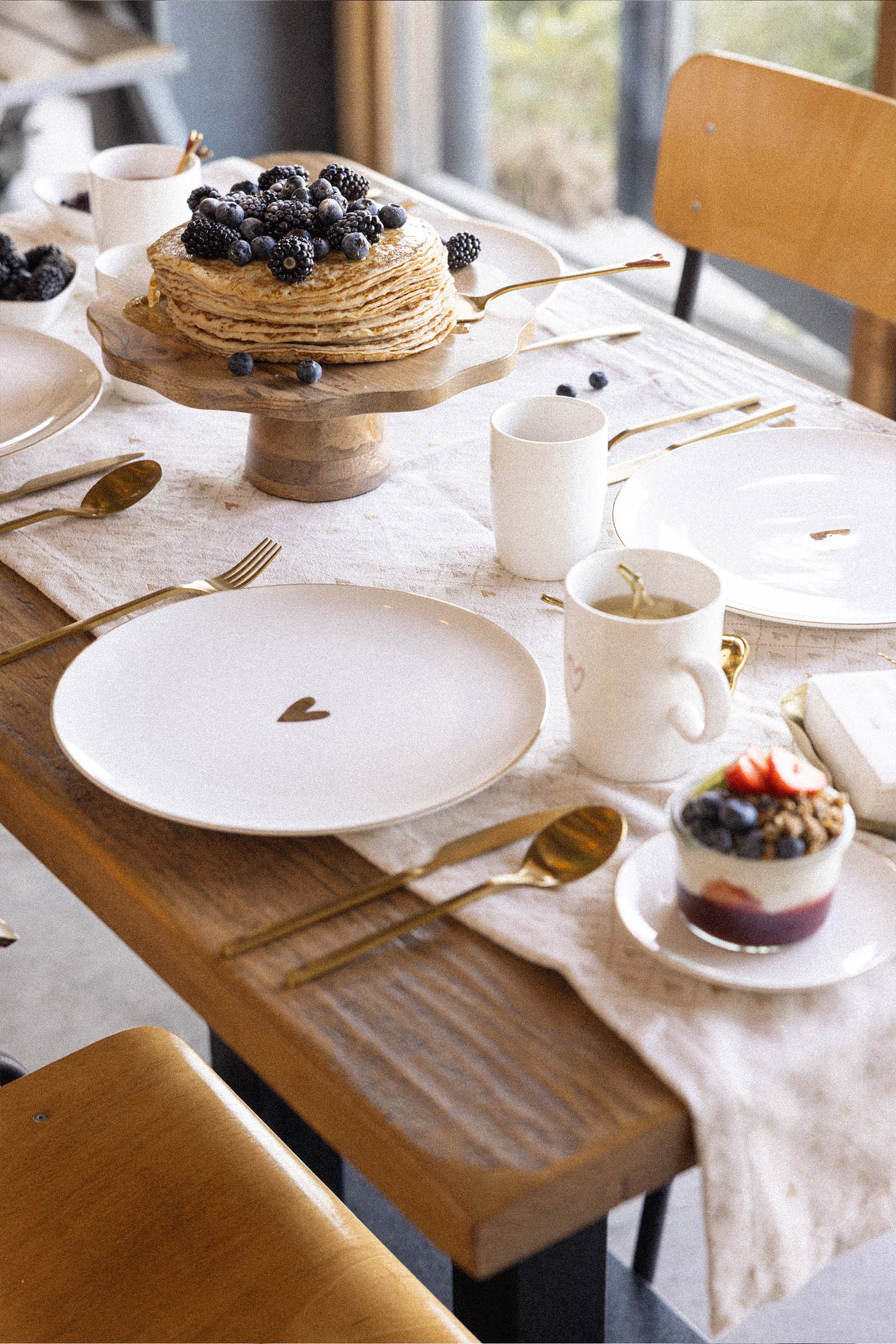 Zusss Taartplateau hout hartje - Oosterlinck Home