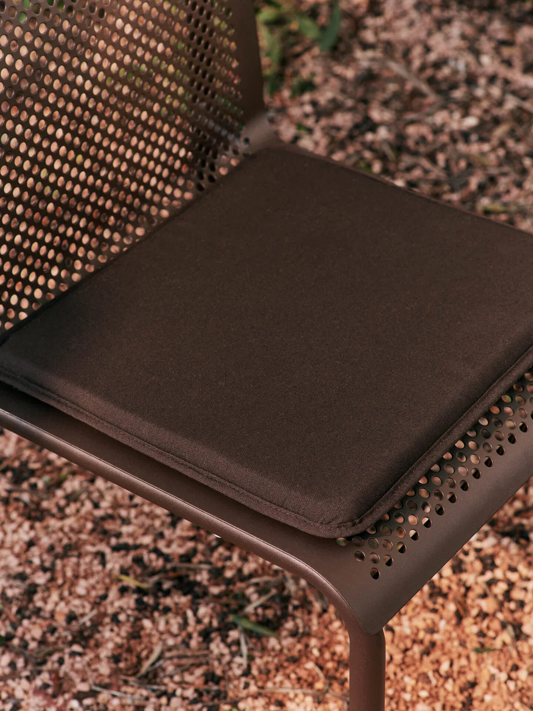 Ferm Living Dapple stoel - Oosterlinck