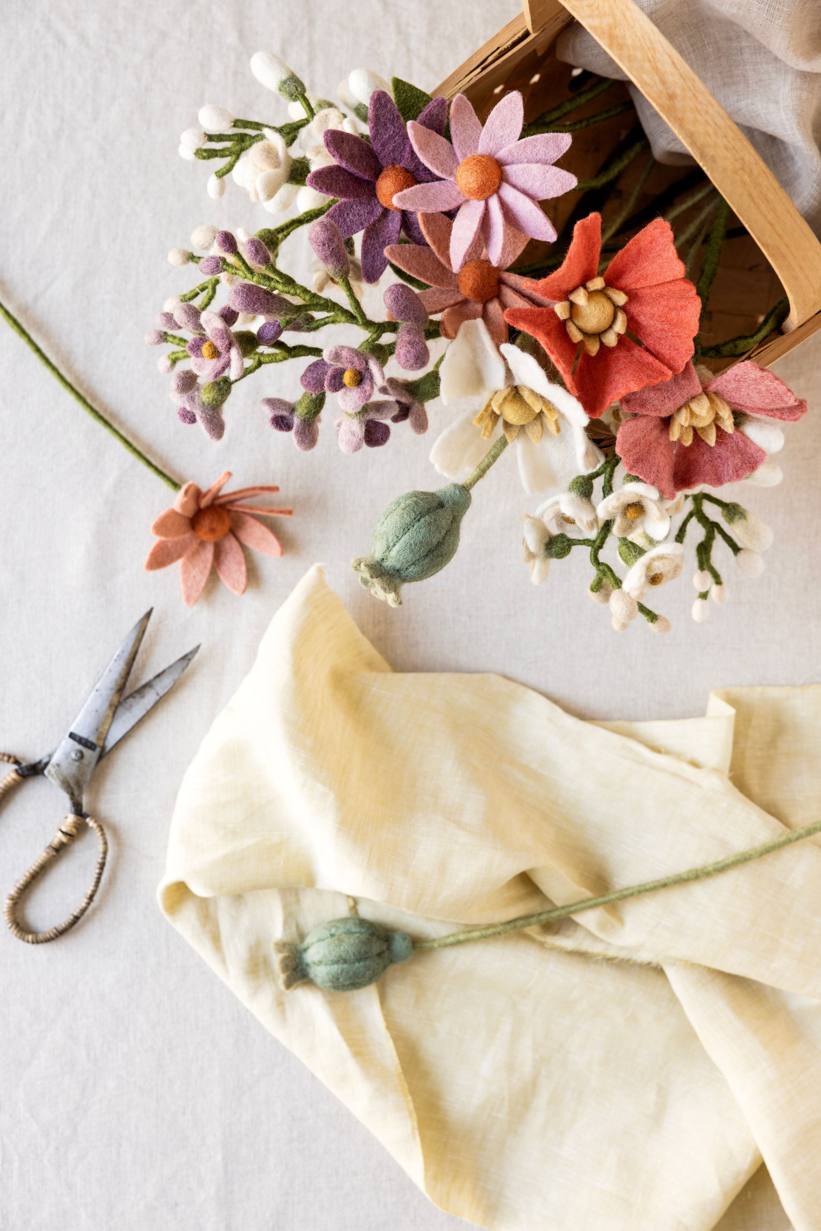 Gry & Sif Cosmos vilten gerbera