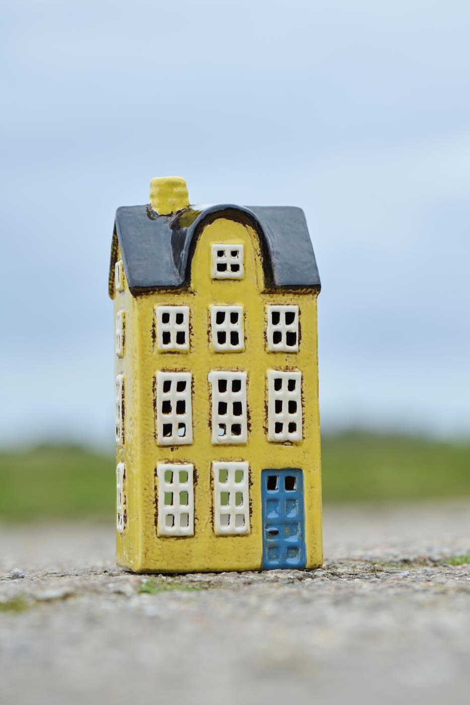 IB Laursen Lichthuisje Nyhavn Kopenhagen geel-blauwe deur