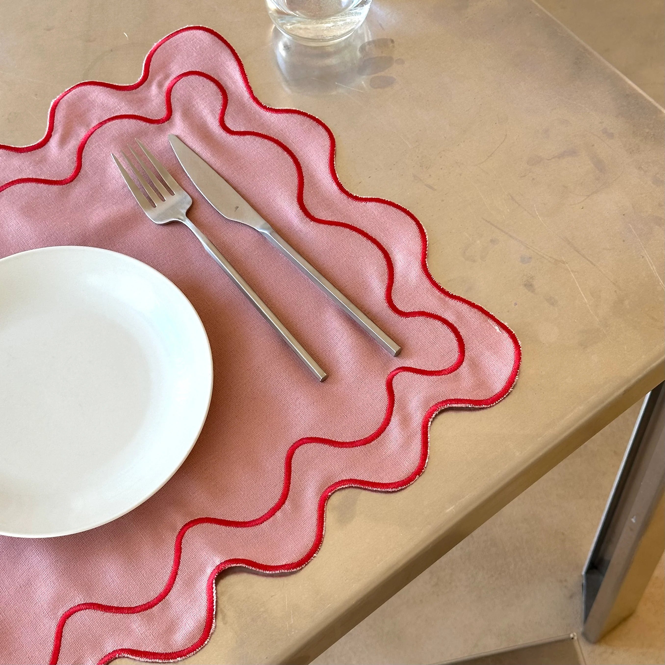 Kulu Club Linnen placemats wavy roze / set van 2