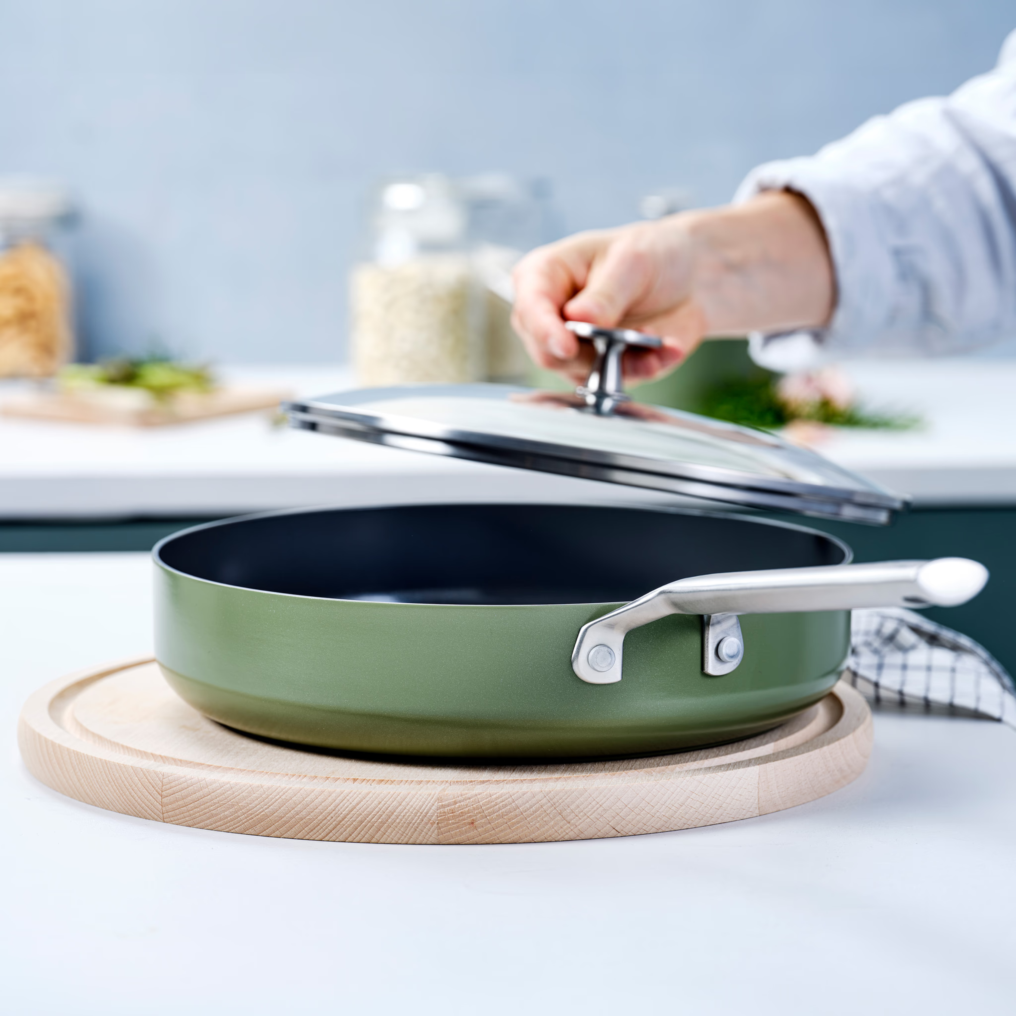 BK Sublime hapjespan met deksel 28cm - Oosterlinck Home