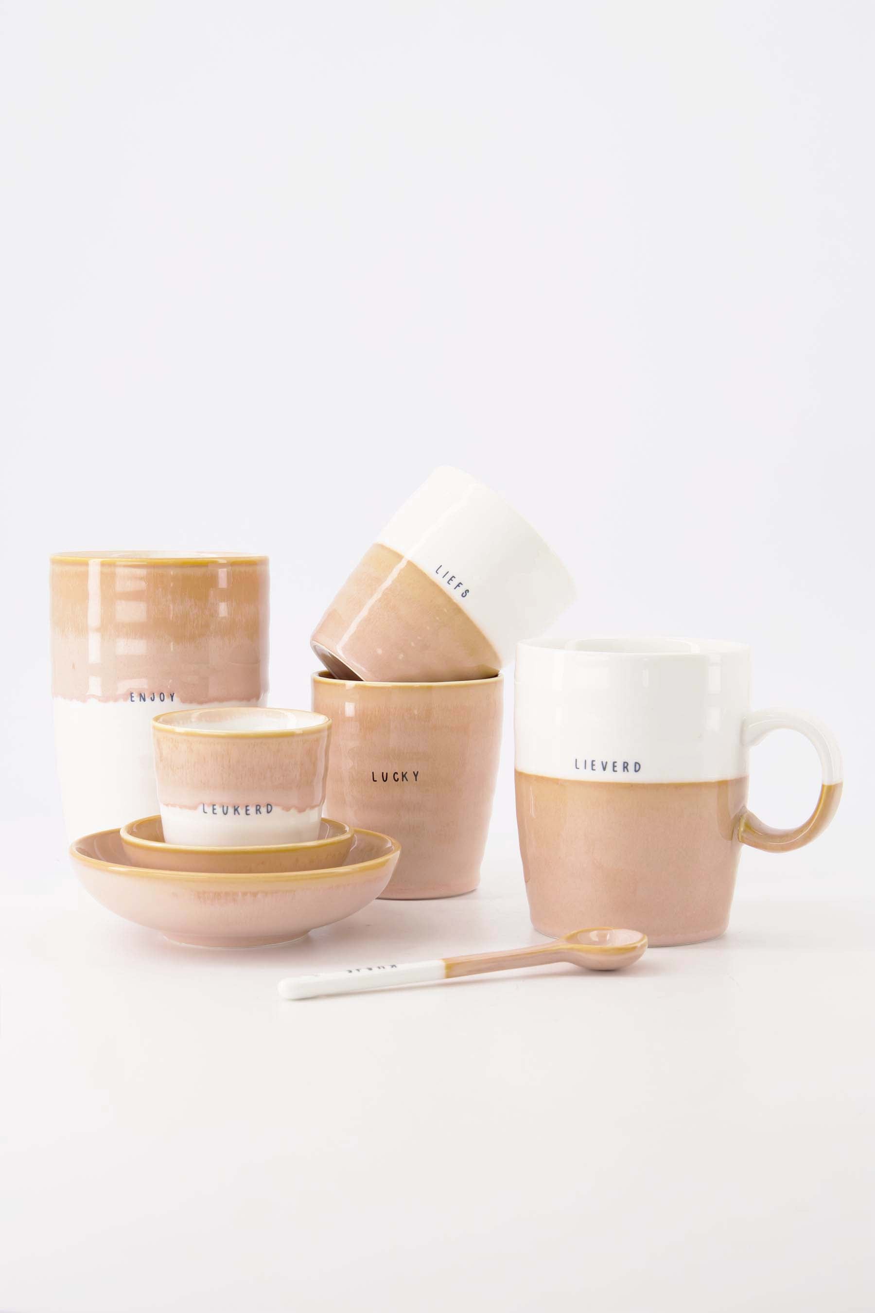 Zusss Koffiemok Liefs wit/roze