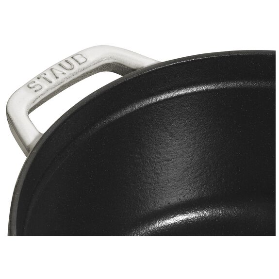 STAUB LA COCOTTE GIETIJZEREN BRAADPAN ROND, WHITE TRUFFLE - TWEE FORMATEN - Oosterlinck