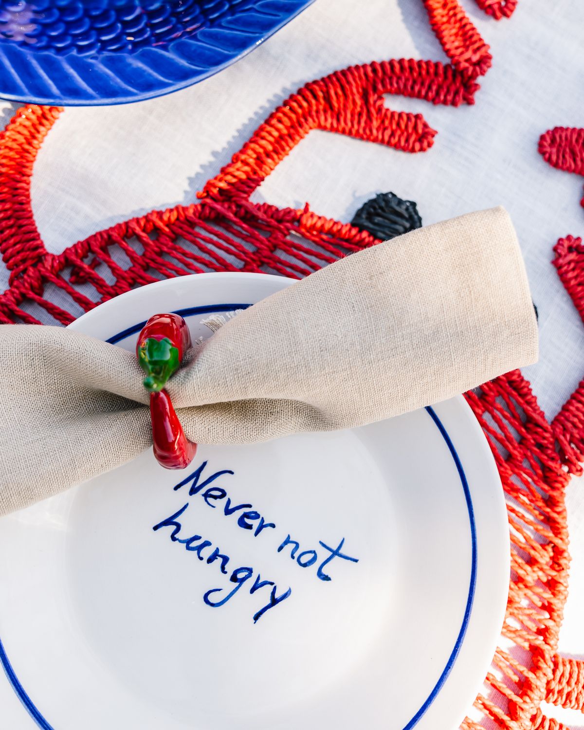 Studio Noticed Bord "Never not hungry"