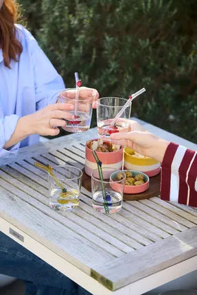 Point Virgule Glas met druiventros en strootje