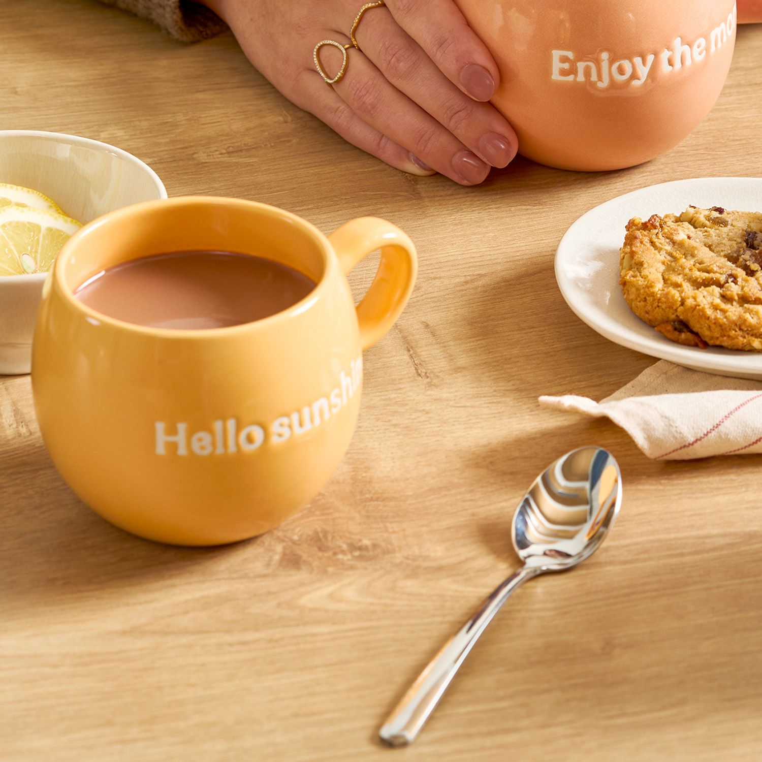 Salt&Pepper Mok/muggie "Hello sunshine" - Oosterlinck Home