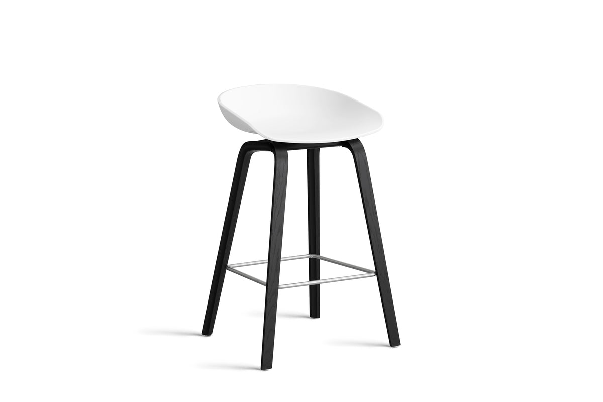 HAY - AAS32 About a stool barkruk - onderstel zwart gelakt eik - low - Oosterlinck
