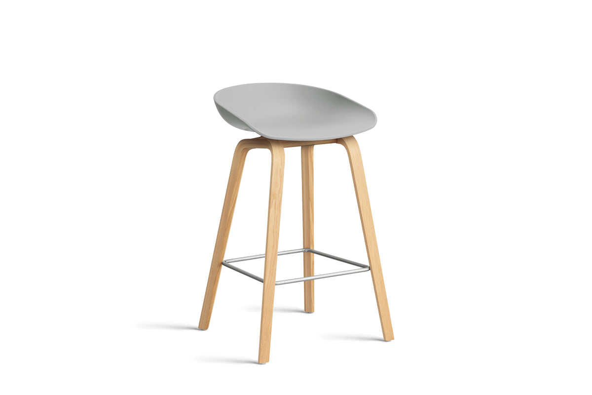 HAY - AAS32 About a stool barkruk - onderstel helder gelakt eik - low - Oosterlinck