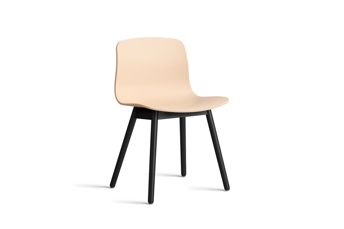 HAY - About a chair AAC12 - zwart gelakt eik onderstel - verschillende kleuren - Oosterlinck