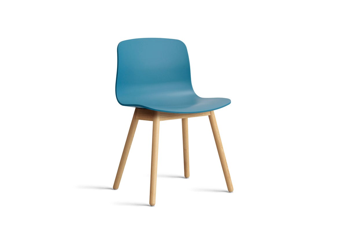 HAY - About a chair AAC12 - helder gelakt eik onderstel - verschillende kleuren - Oosterlinck