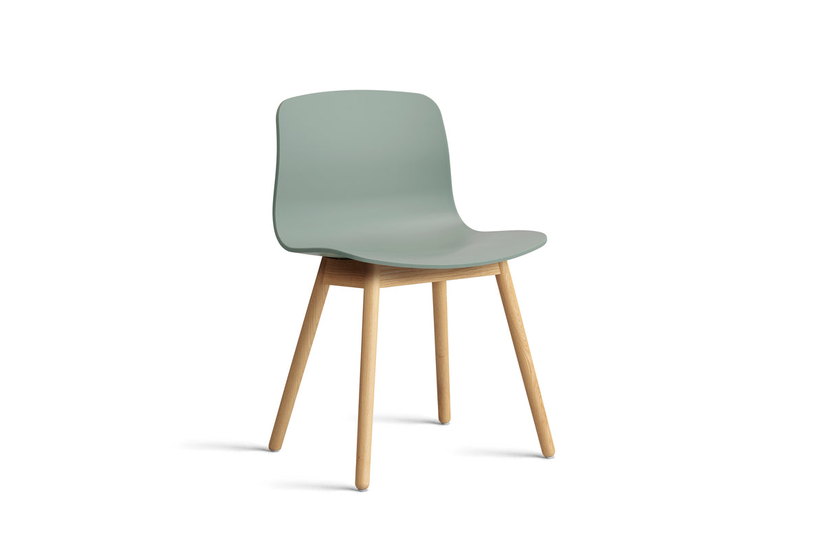 HAY - About a chair AAC12 - helder gelakt eik onderstel - verschillende kleuren - Oosterlinck