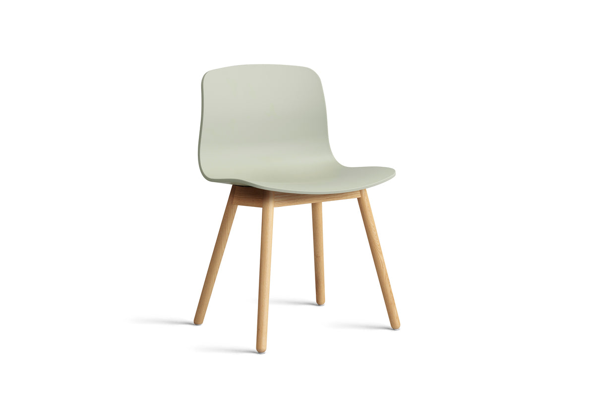 HAY - About a chair AAC12 - helder gelakt eik onderstel - verschillende kleuren - Oosterlinck