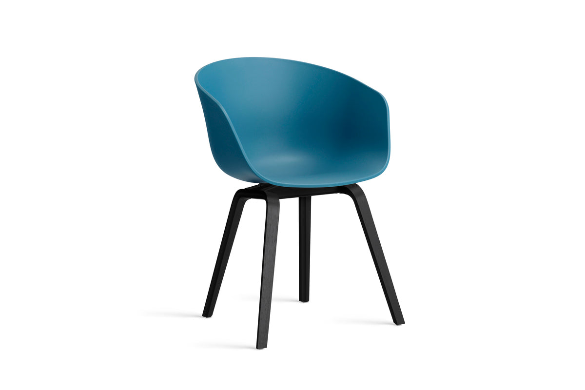 HAY - About a chair AAC22 - onderstel zwart gelakte eik - diverse kleuren - Oosterlinck