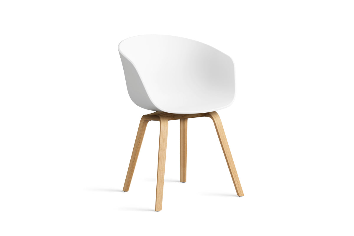 HAY - About a chair AAC22 - onderstel helder gelakt eik - diverse kleuren - Oosterlinck