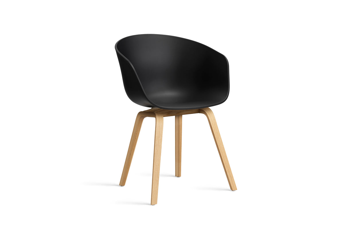 HAY - About a chair AAC22 - onderstel helder gelakt eik - diverse kleuren - Oosterlinck