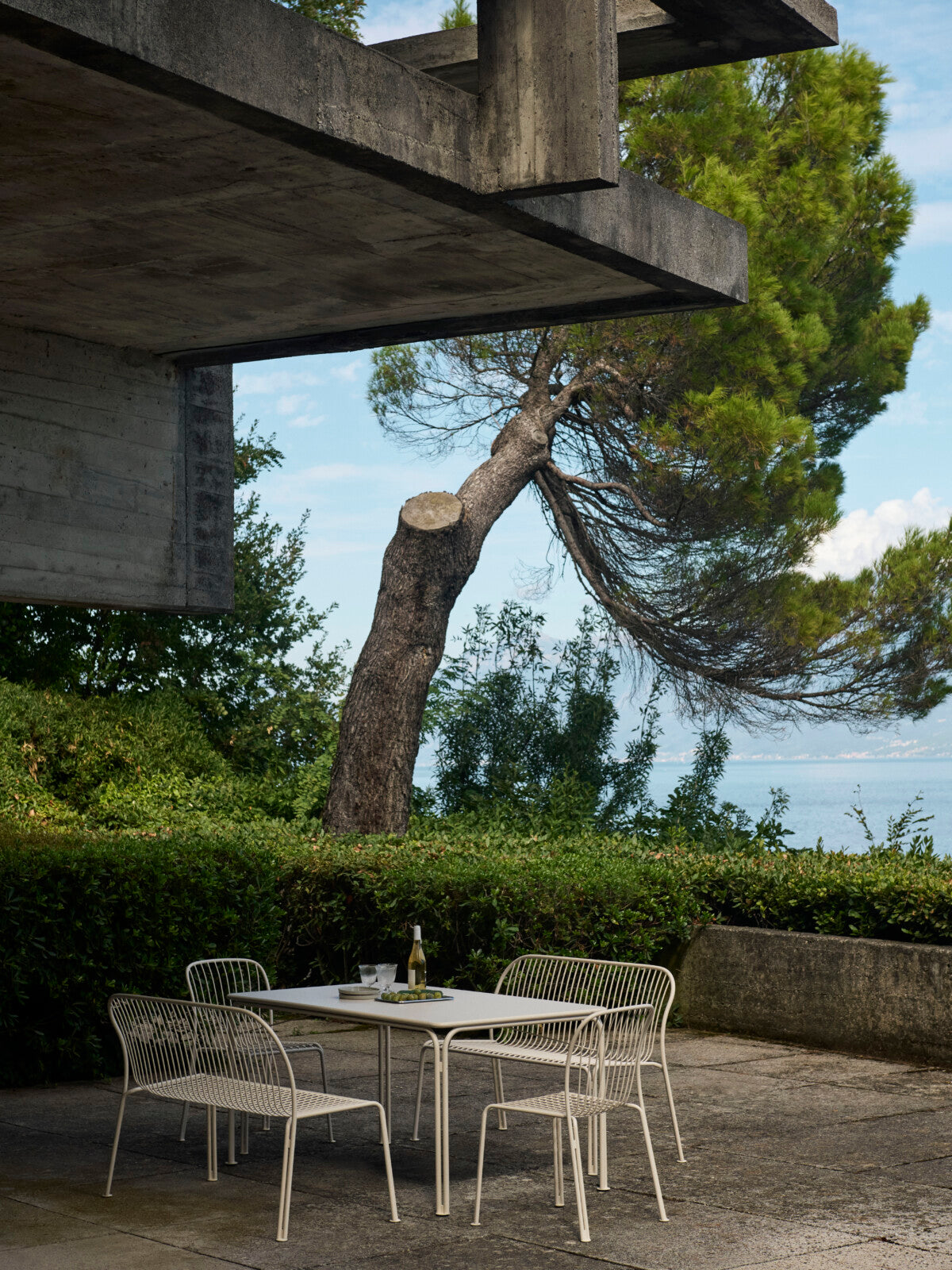 &Tradition Thorvald SC111 tuinbank - Oosterlinck Home