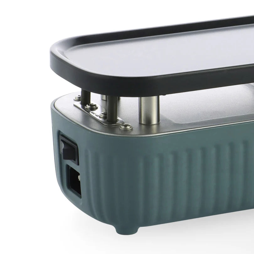 Greenpan Silhouette Party Gourmet