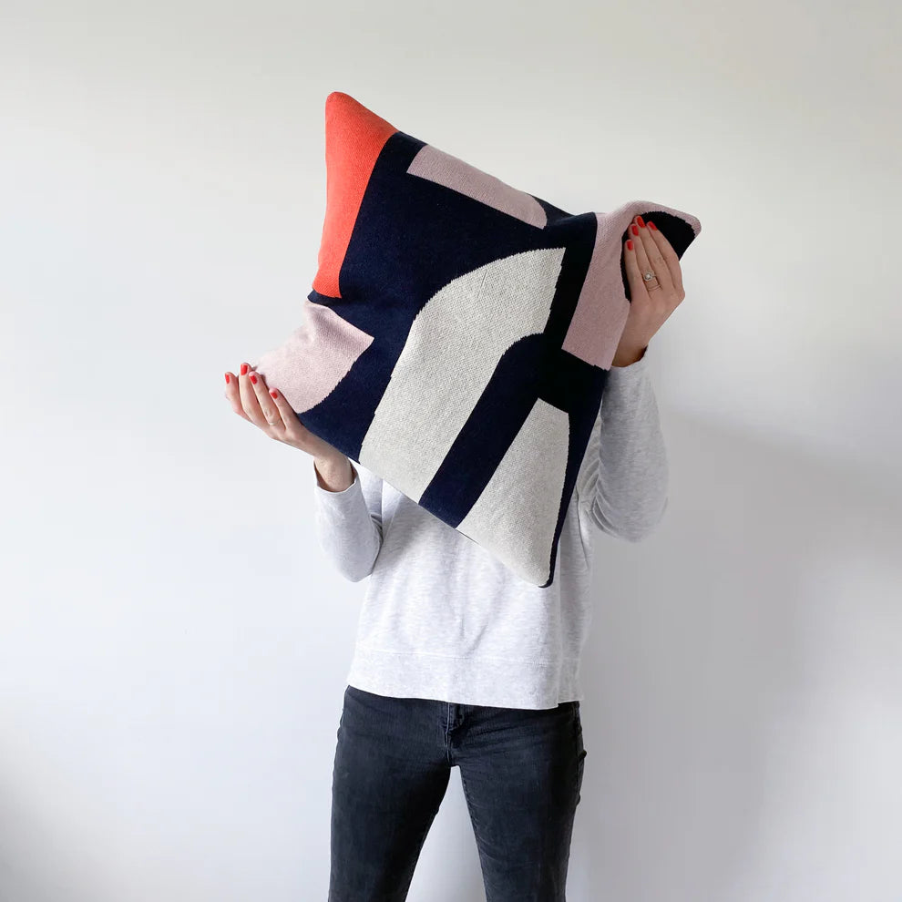 Sophie Home Kussen Bruten navy - Oosterlinck