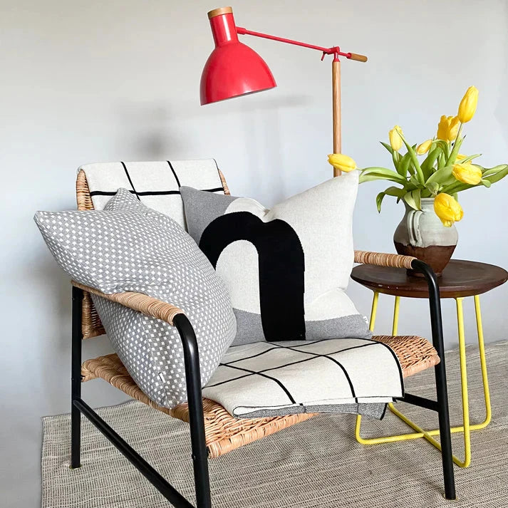 Sophie Home - Grid throw mono - Oosterlinck