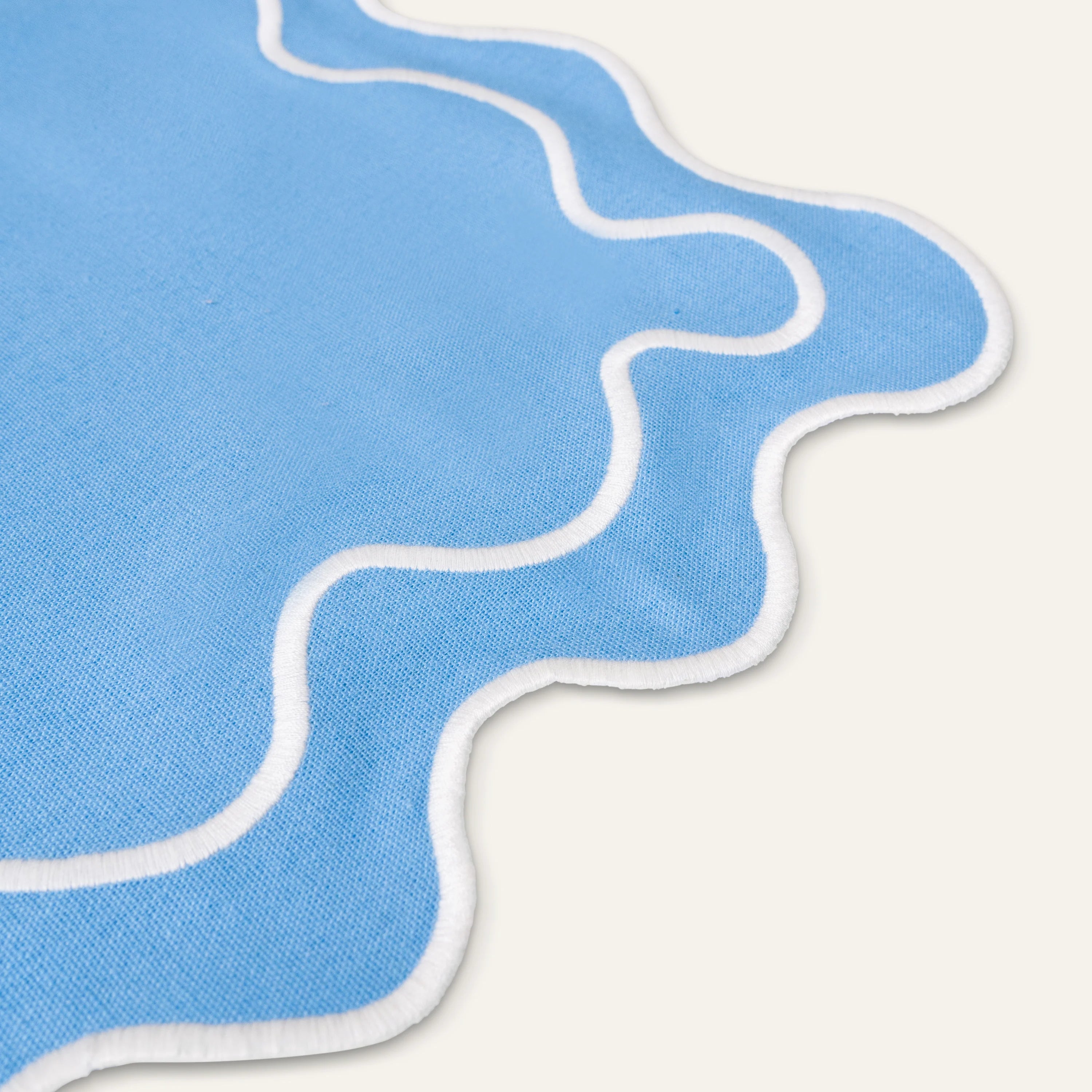 Kulu Club Linnen placemats wavy blauw-wit / set van 2