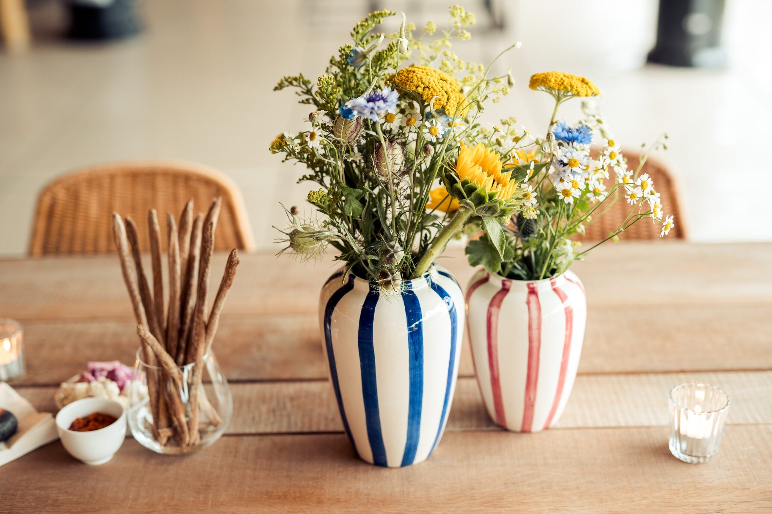 Val Pottery Funky Flower Vase Medium - diverse kleuren - Oosterlinck