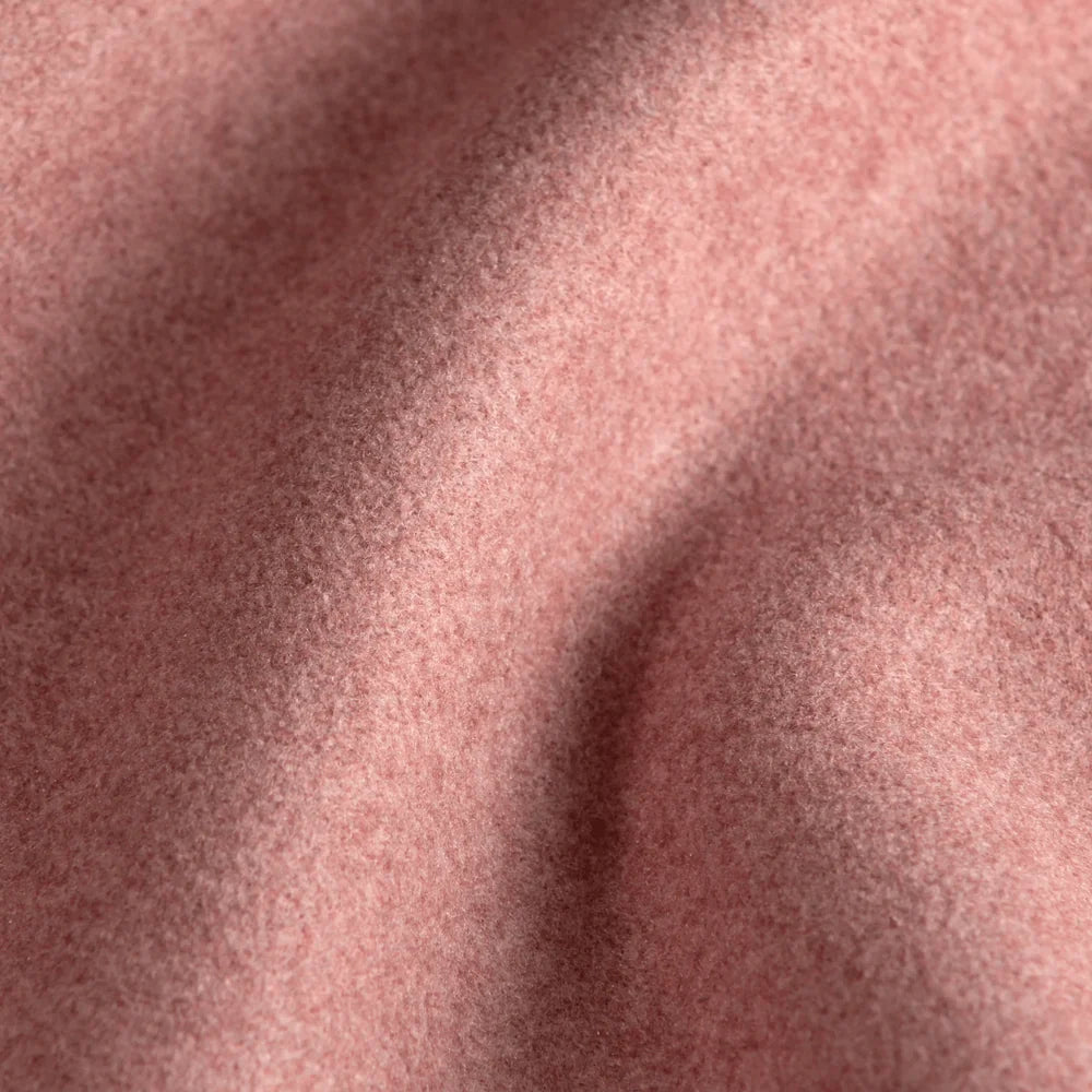Stoov Ploov Flex warmtekussen in zacht roze stof, 45x45 cm, zichtbaar met zachte textuur en comfortabele bekleding.