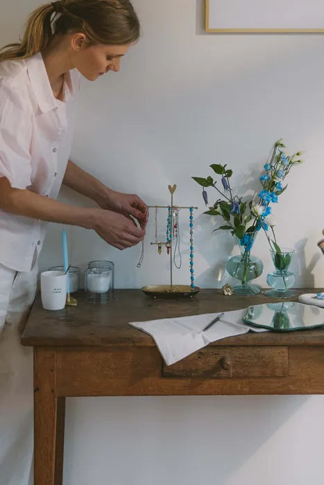 ZUSSS Geurkaars in blauw glas Dikke kus - Oosterlinck