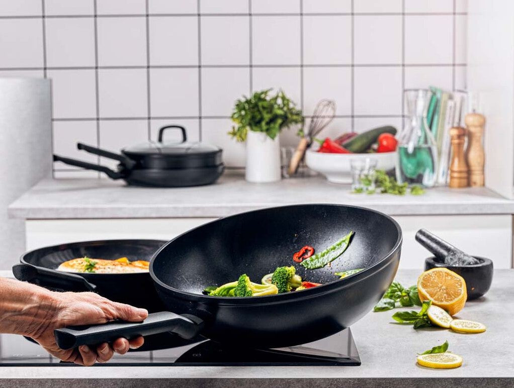 BK Easy induction keramische antikleefpan - Oosterlinck Home