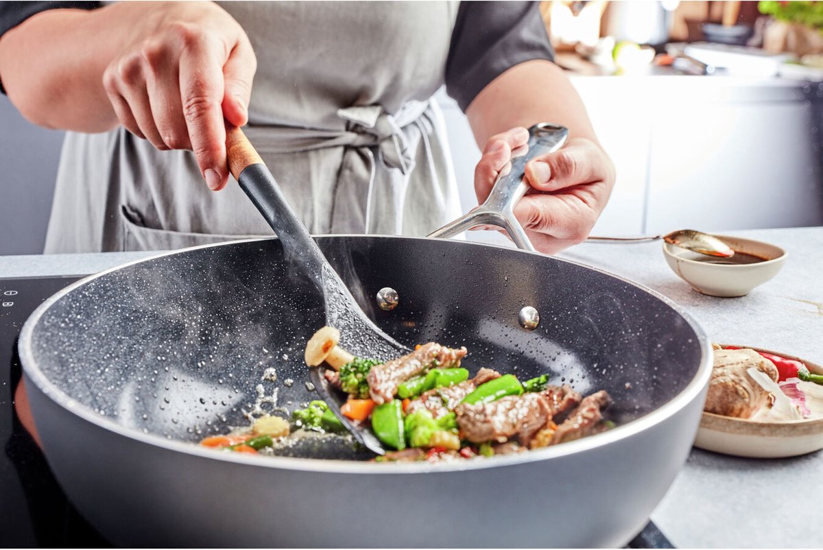 Demeyere Alu Pro 5 Ceraforce wok 30cm - Oosterlinck
