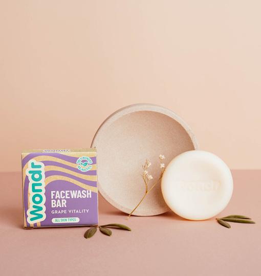 Wondr Facewash Vitamin Boost - Oosterlinck Home