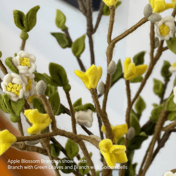 Gry & Sif Forsythia / golden bell branch vilt - Oosterlinck Home