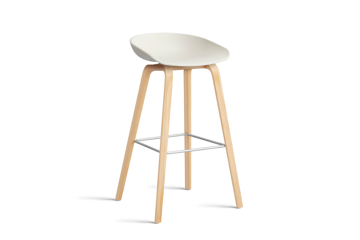HAY - AAS32 About a stool barkruk - onderstel helder gelakt eik - high - Oosterlinck