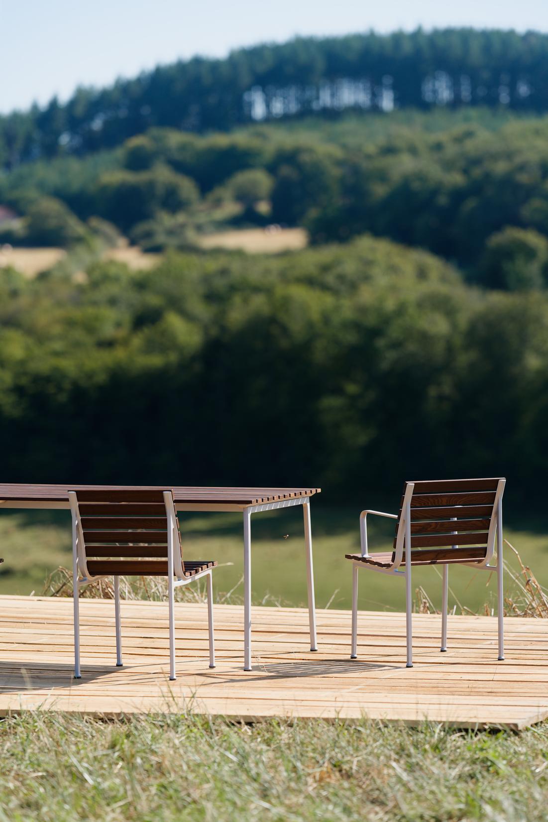 Hay Traverse tafel 190*83cm - Oosterlinck