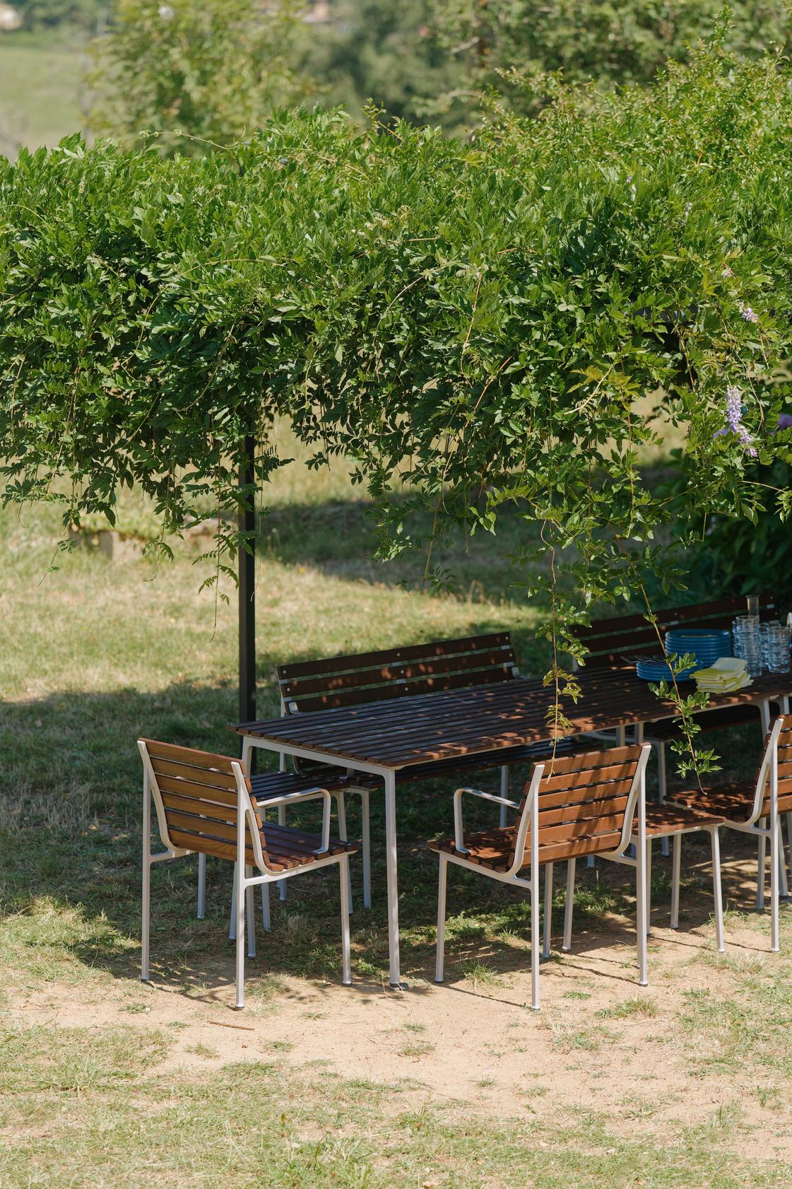 Hay Traverse tafel 190*83cm - Oosterlinck