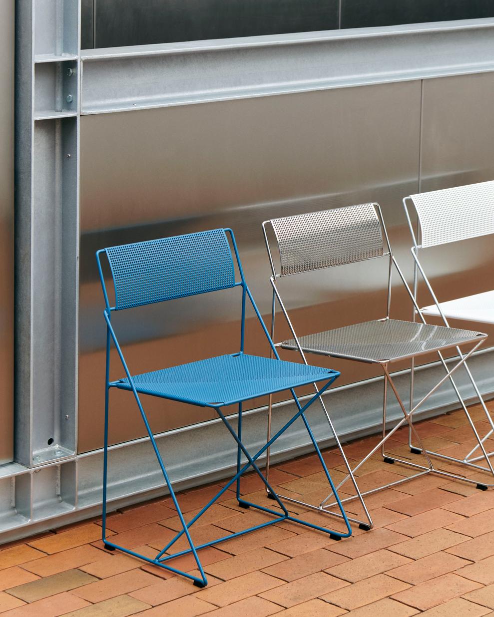 Hay X-line stoel - gegalvaniseerd onderstel - Oosterlinck