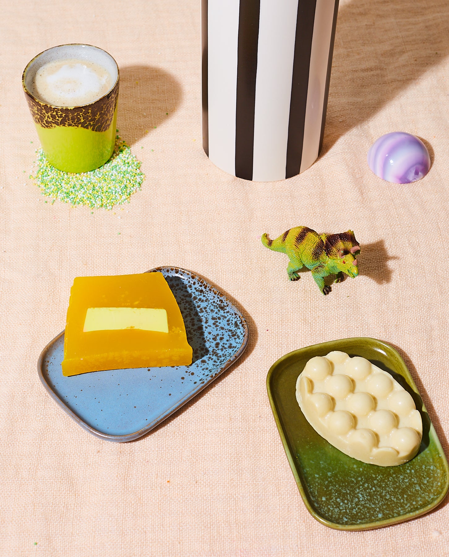 HK Living 70's ceramics small trays Atlas / set van 2 - Oosterlinck