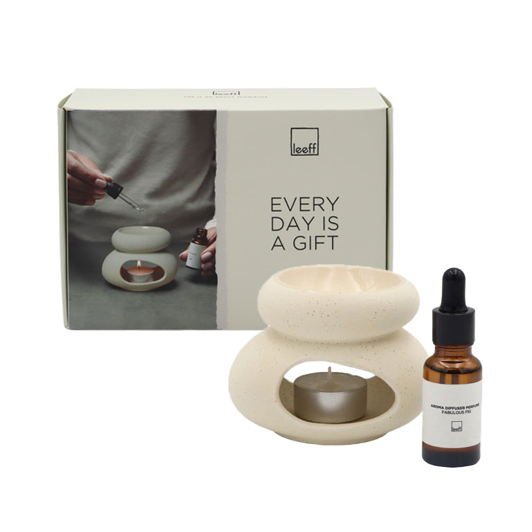 LEEFF Aroma diffuser set Every day is a gift - Oosterlinck Home