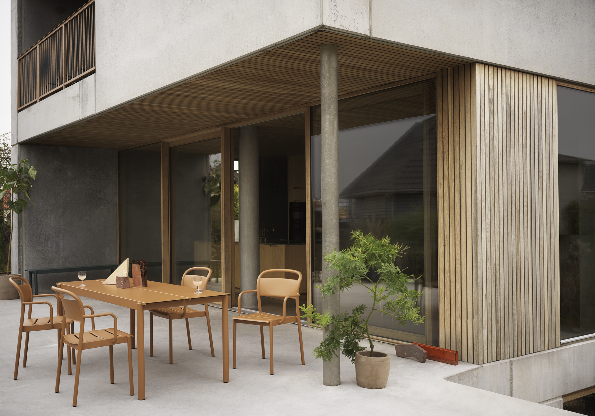 Muuto Linear Steel armstoel burnt orange / -50%