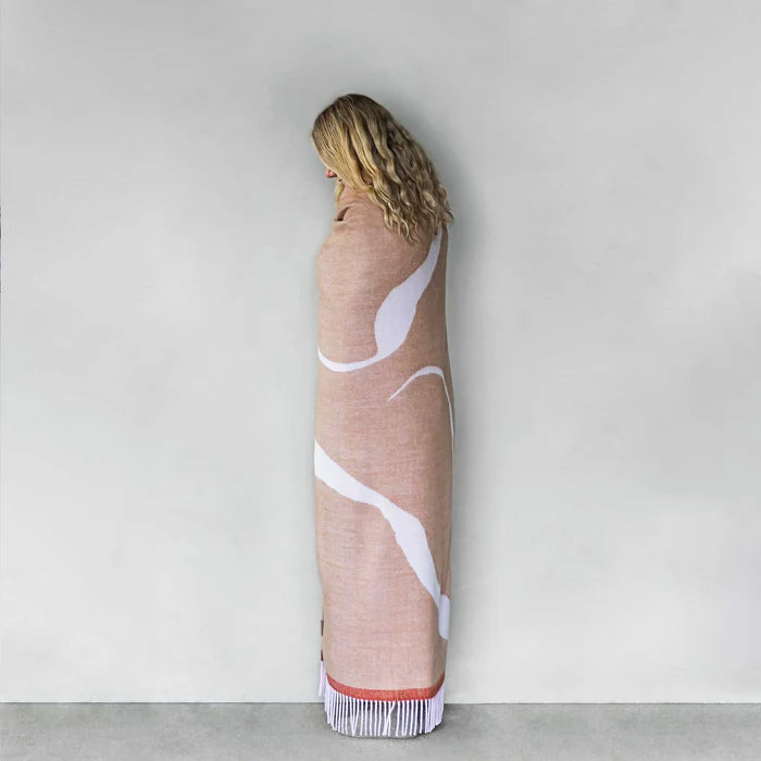 Mette Ditmer Throw Gallery Latte - Oosterlinck