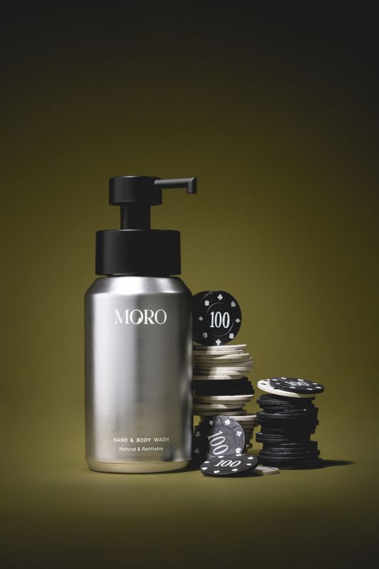 Moro Essentials hand- en bodywash tangerine & saffraan, chromen fles met navulling starterkit