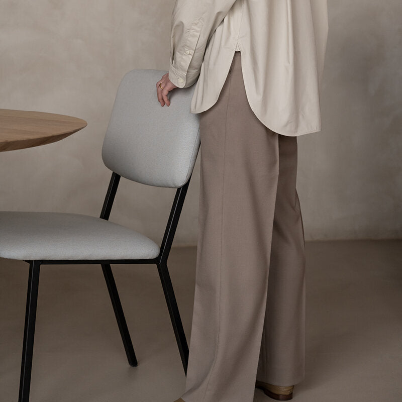 Studio Henk - CO chair zwart frame - diverse bekleding. - Oosterlinck