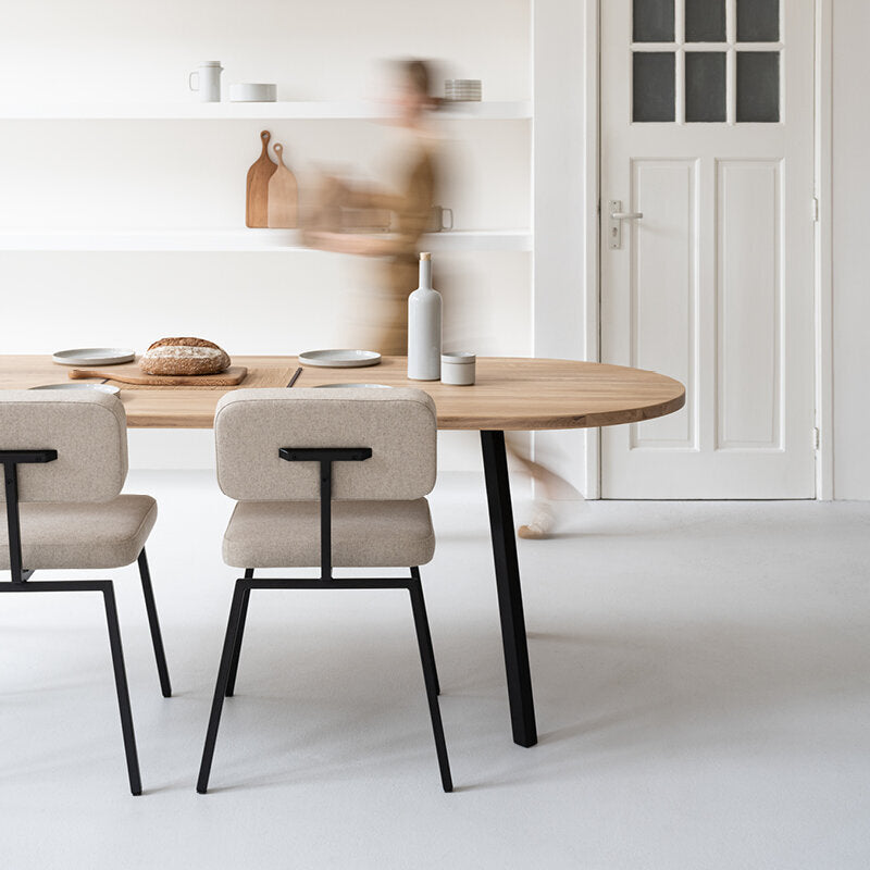 Studio Henk - ODE stoel zwart frame - diverse bekleding. - Oosterlinck