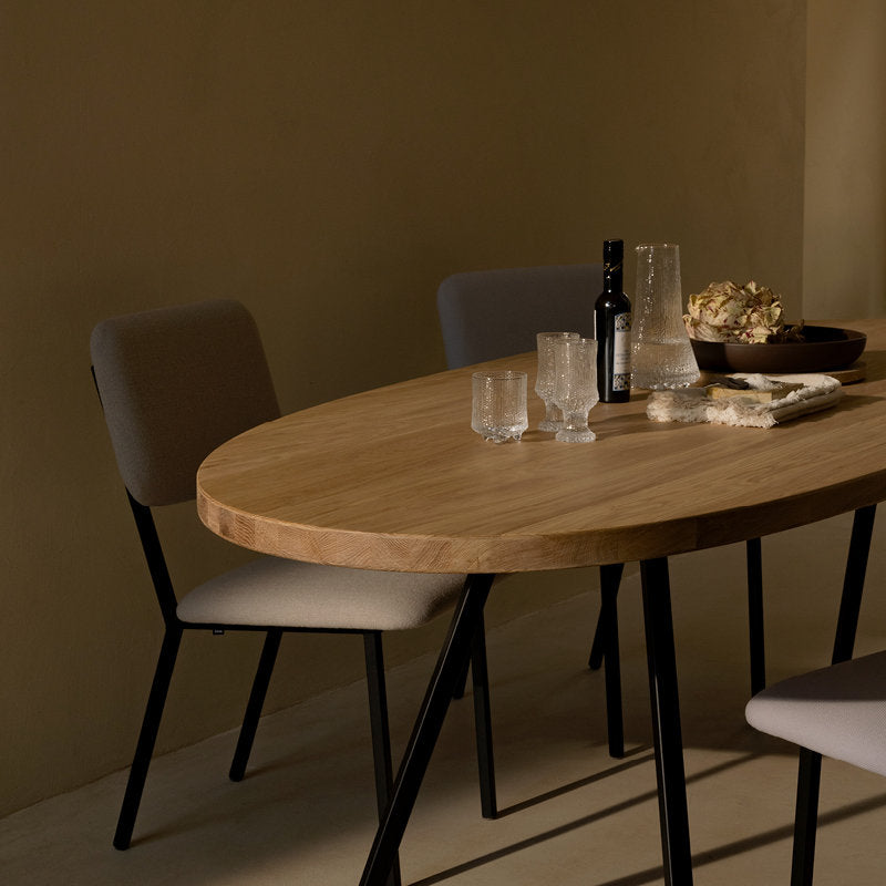 Studio Henk Butterfly tafel Blob HPL verjongd - zwart onderstel - alle formaten - Oosterlinck