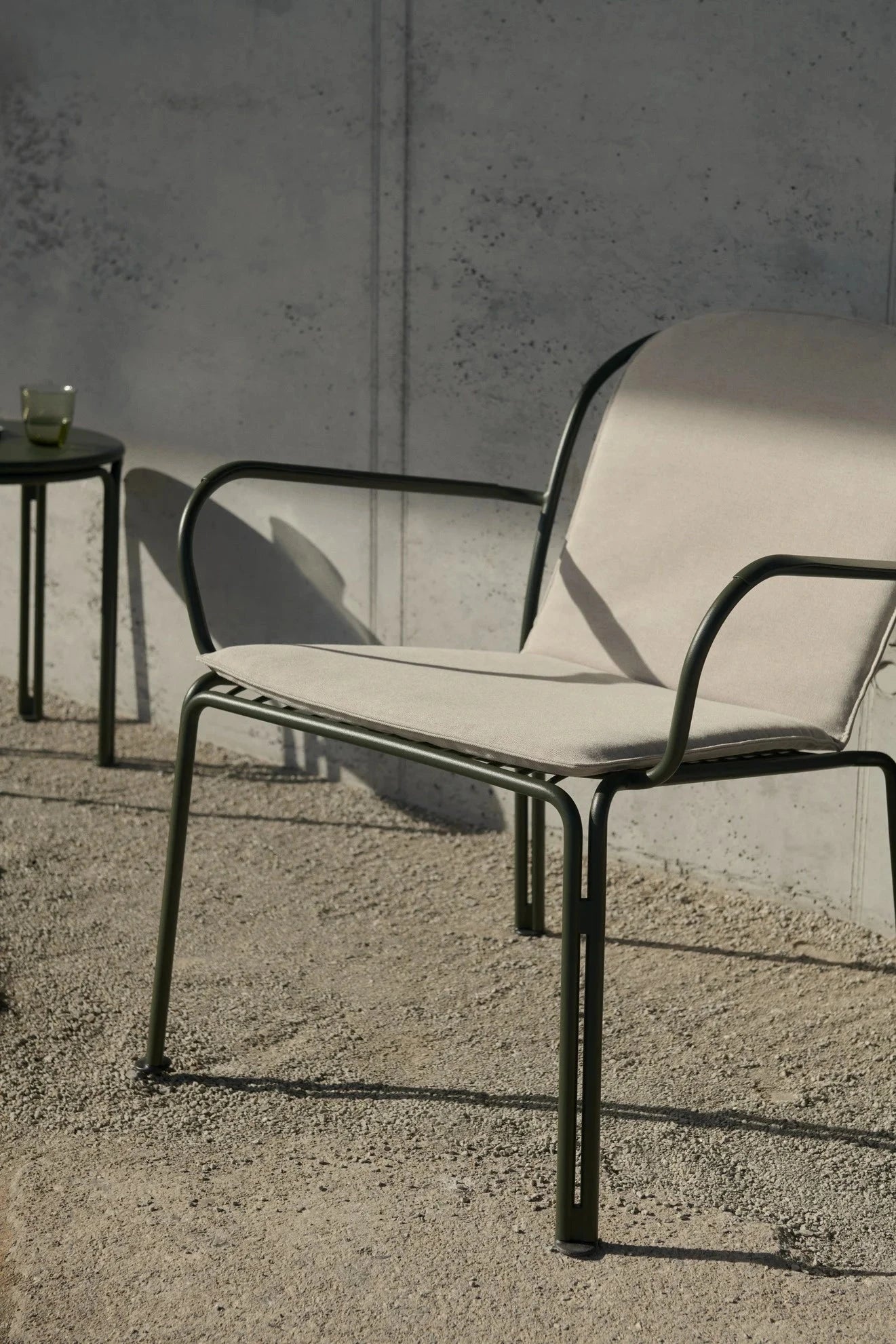 &Tradition Thorvald rugkussen voor tuinlounge - 2 kleuren - Oosterlinck