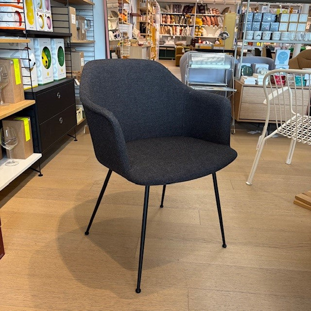 &Tradition Rely hw35 armstoel - 1 set van 2 stoelen - 60% korting - Oosterlinck Home