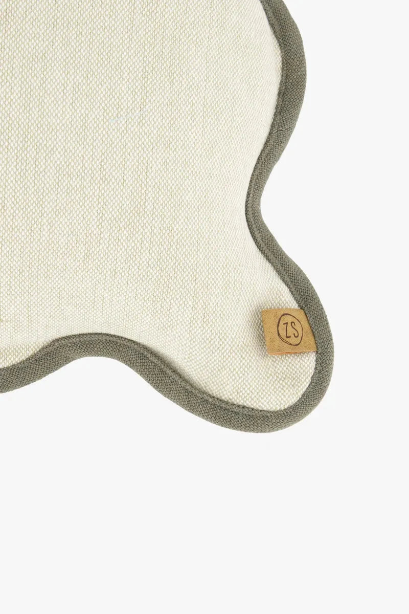 ZUSSS Kussen geschulpte rand - kleurvarianten - Oosterlinck