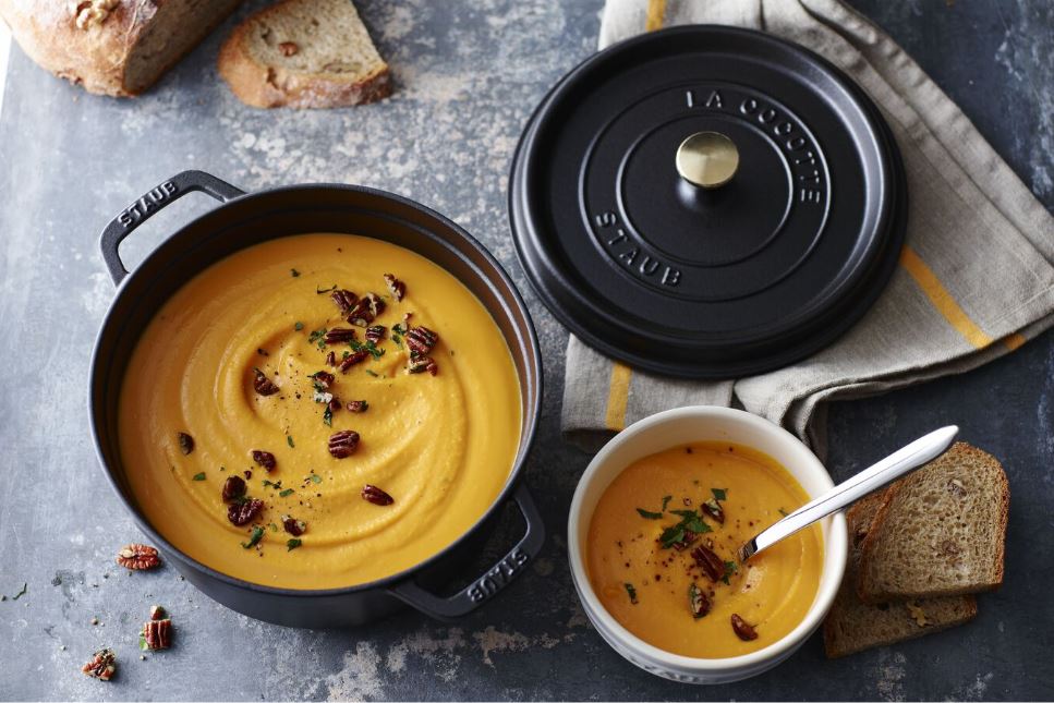 STAUB LA COCOTTE GIETIJZEREN BRAADPAN ROND, ZWART - VERSCHILLENDE FORMATEN - Oosterlinck