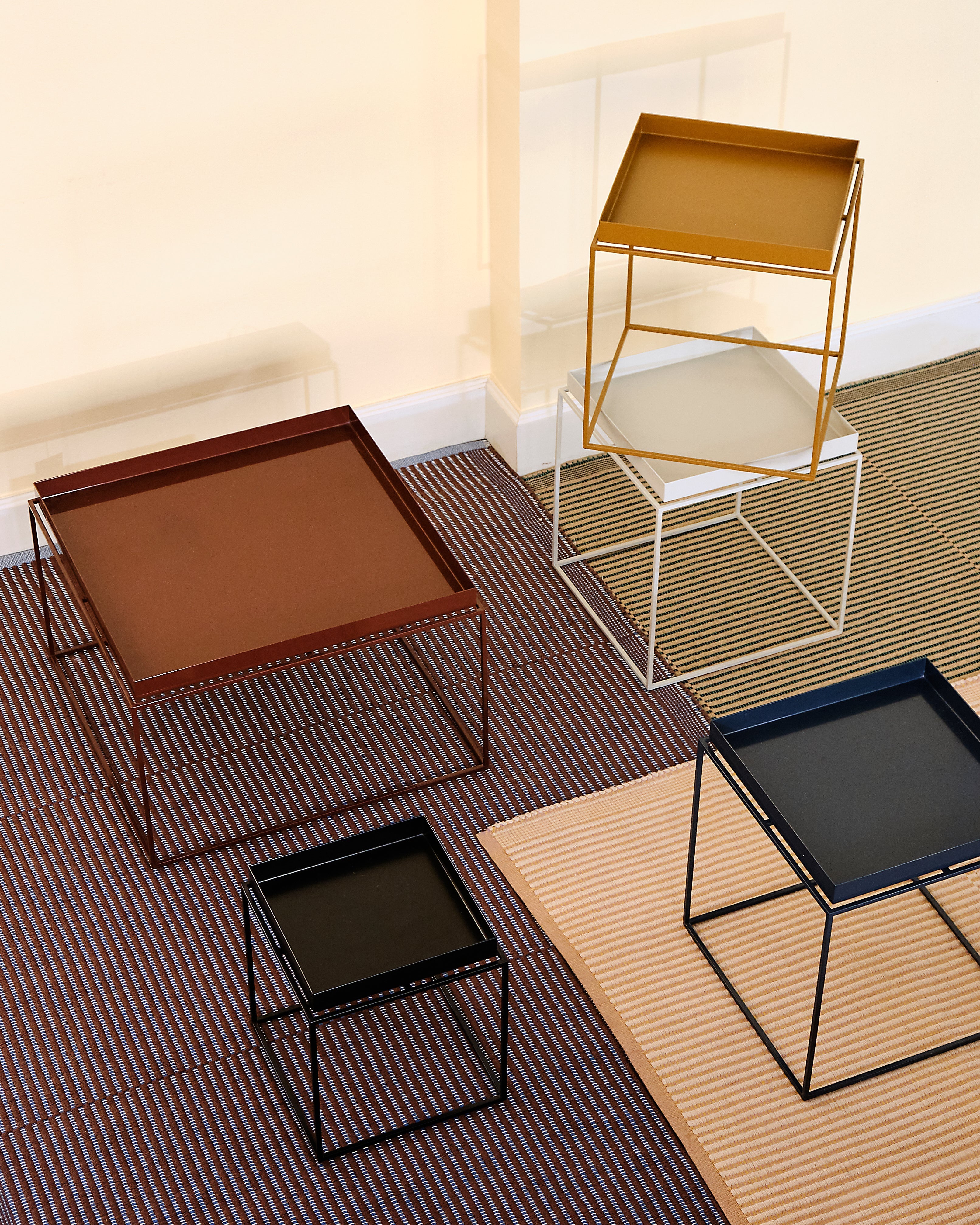 Hay Tray Table small - Oosterlinck